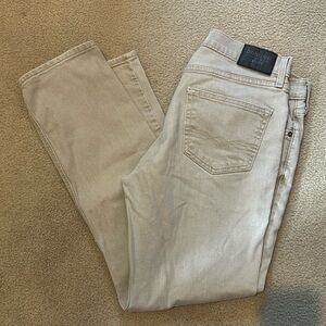 Denizen Levi khakis